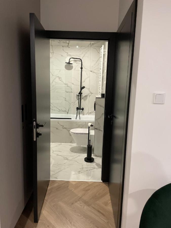 Smart Central Stay 2, Rynek, Sienkiewicza 24-Hour Check-In Zameldowanie Calodobowe Кельце Екстер'єр фото